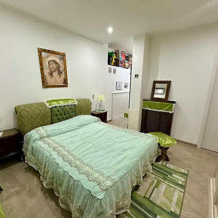 Susy 3* Napoli